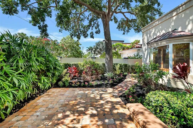 $3,000,000 | 325 Bontona Avenue, Fort Lauderdale, FL 33301