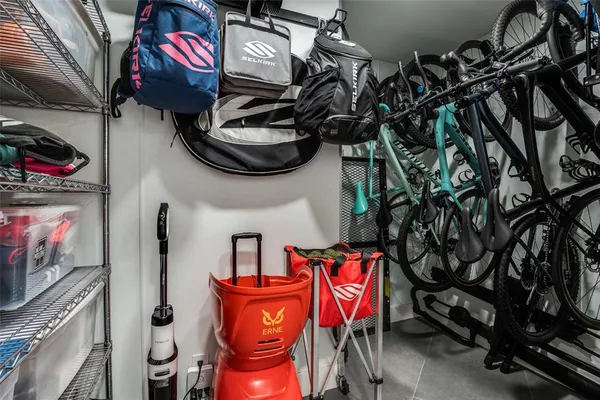 $749,900 | 6211 West Northwest Highway, Unit 601, Dallas, TX 75225