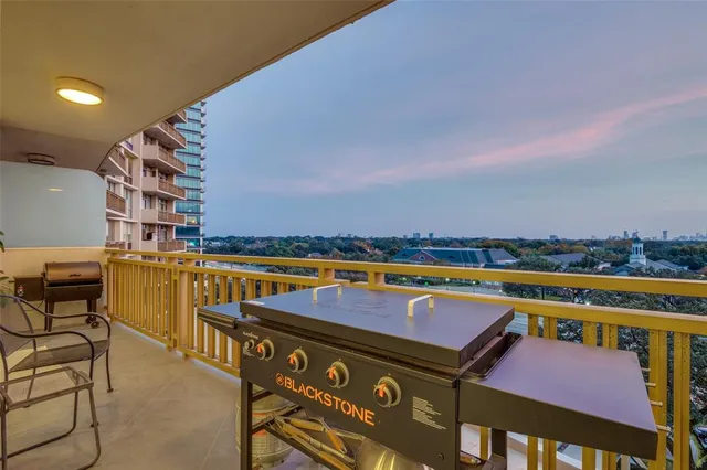 $749,900 | 6211 West Northwest Highway, Unit 601, Dallas, TX 75225