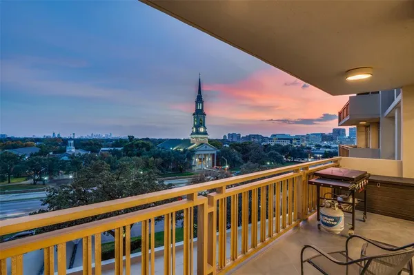 $749,900 | 6211 West Northwest Highway, Unit 601, Dallas, TX 75225