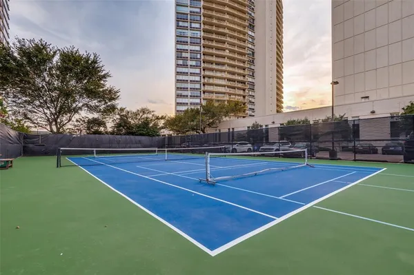 $749,900 | 6211 West Northwest Highway, Unit 601, Dallas, TX 75225