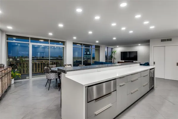 $749,900 | 6211 West Northwest Highway, Unit 601, Dallas, TX 75225