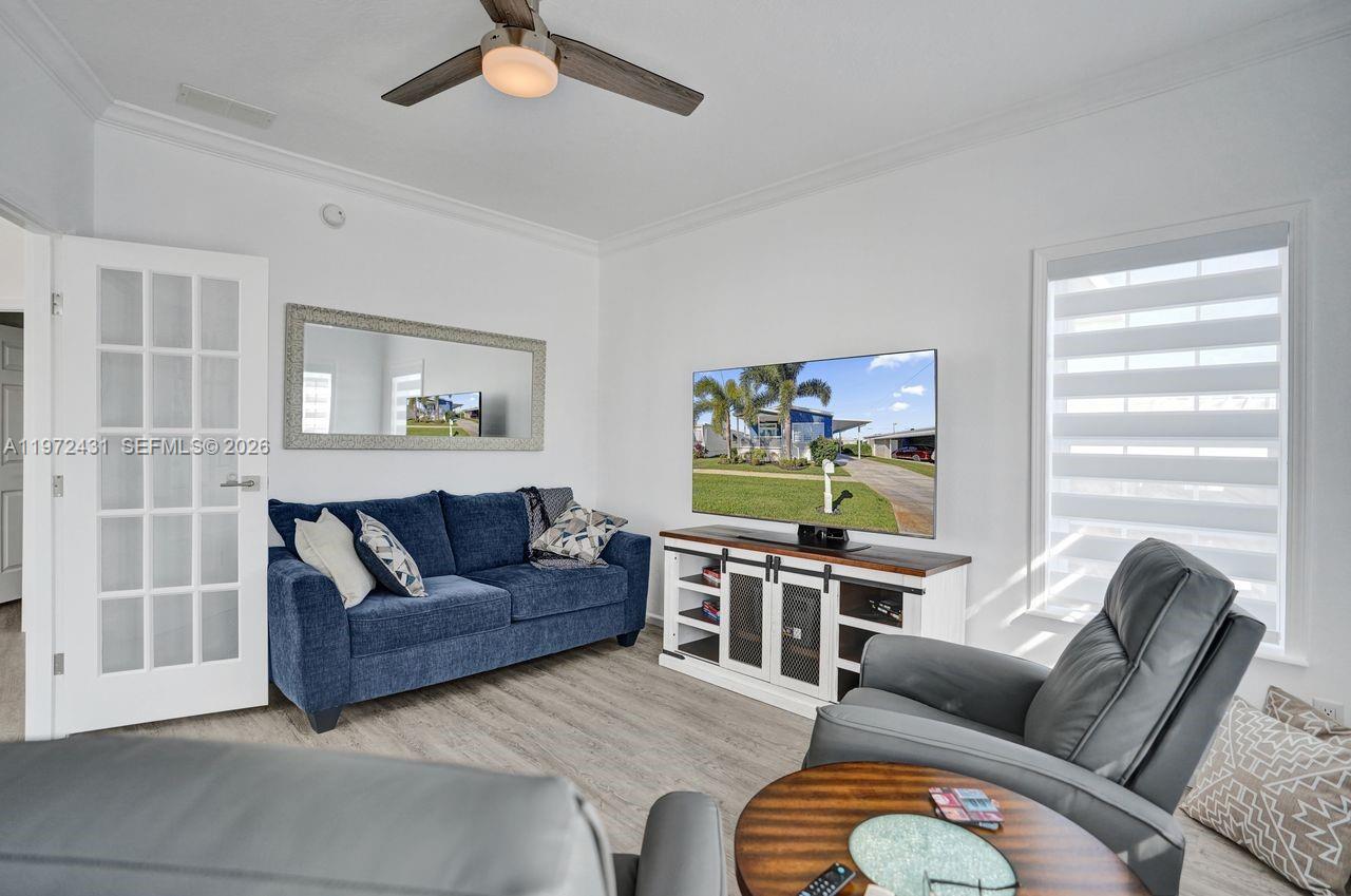 4035 Marigold Road Boynton Beach, FL 33436 - Photo 10 of 81