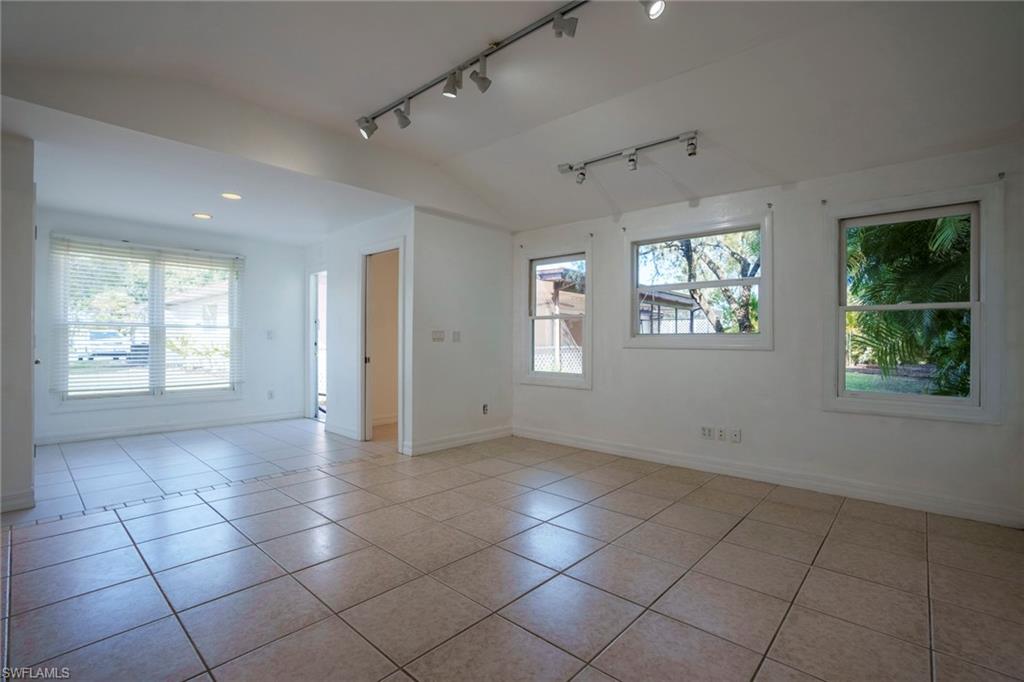12967 Iona Road Fort Myers, FL 33908 - Photo 27 of 30 Vaulted ceiling and light
