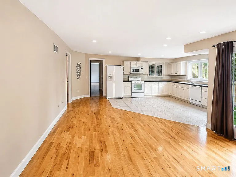 52 Stone Wall Road Salem, CT 06420 - Photo 22 of 37 Gallery Image 22