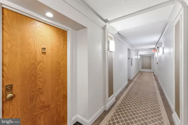 $474,999 | 1800 Old Meadow Road, Unit 1204, McLean, VA 22102