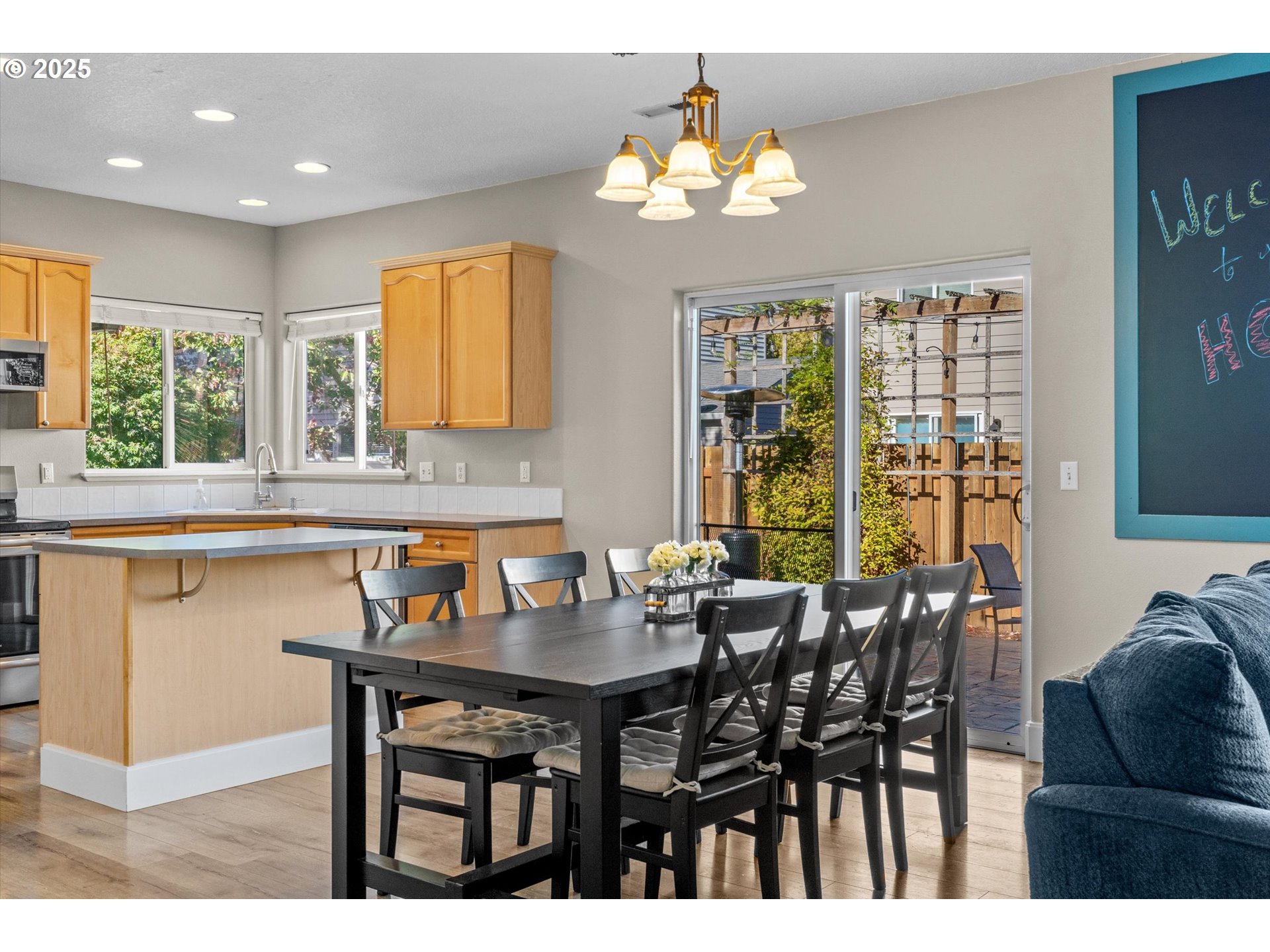 6475 Southeast 33rd Way Gresham, OR 97080 - Photo 19 of 47 a view of a dining room with furniture window and outside view