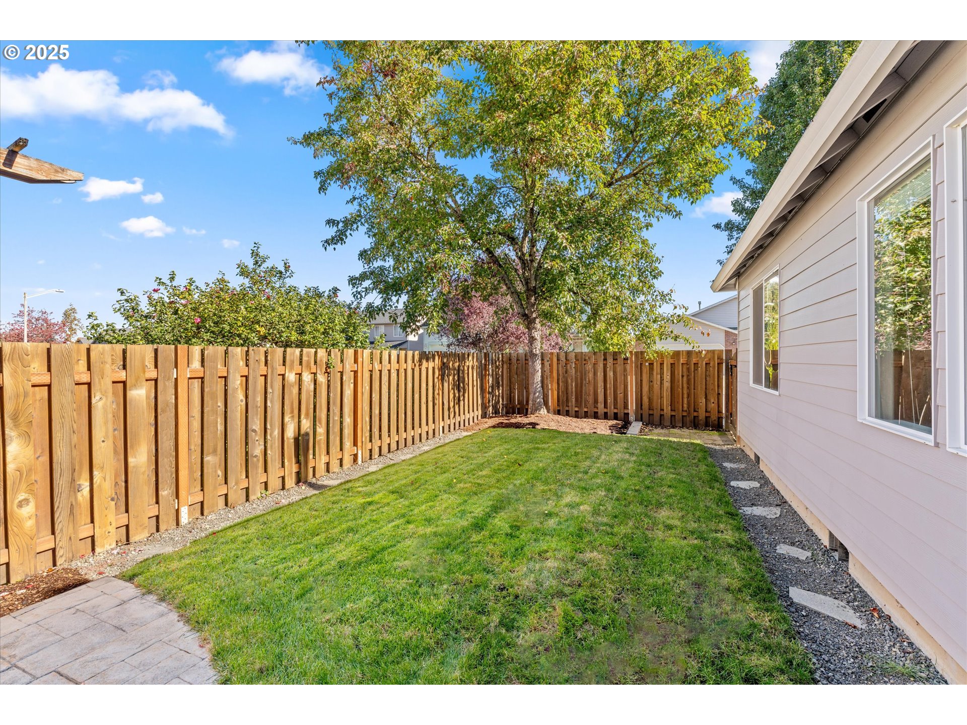 6475 Southeast 33rd Way Gresham, OR 97080 - Photo 38 of 47 a view of backyard with wooden fence