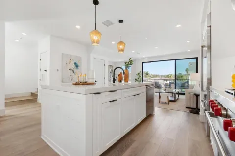 $2,049,000 | 314 Chinquapin Avenue, Carlsbad, CA 92008