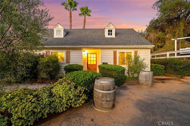 $1,894,000 | 3945 Pala Mesa Drive, Fallbrook, CA 92028