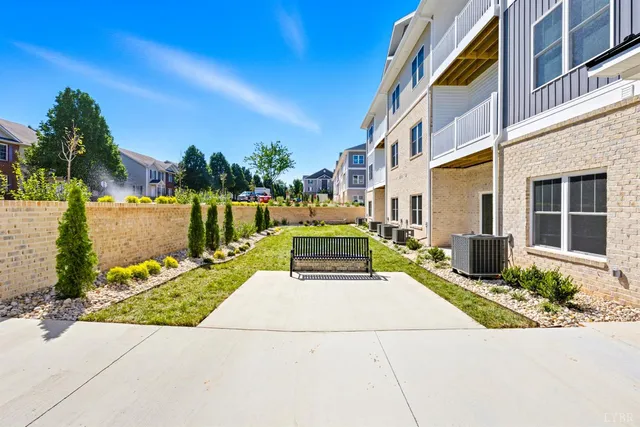 $335,000 | 420 Capstone Drive, Unit 305, Lynchburg, VA 24502