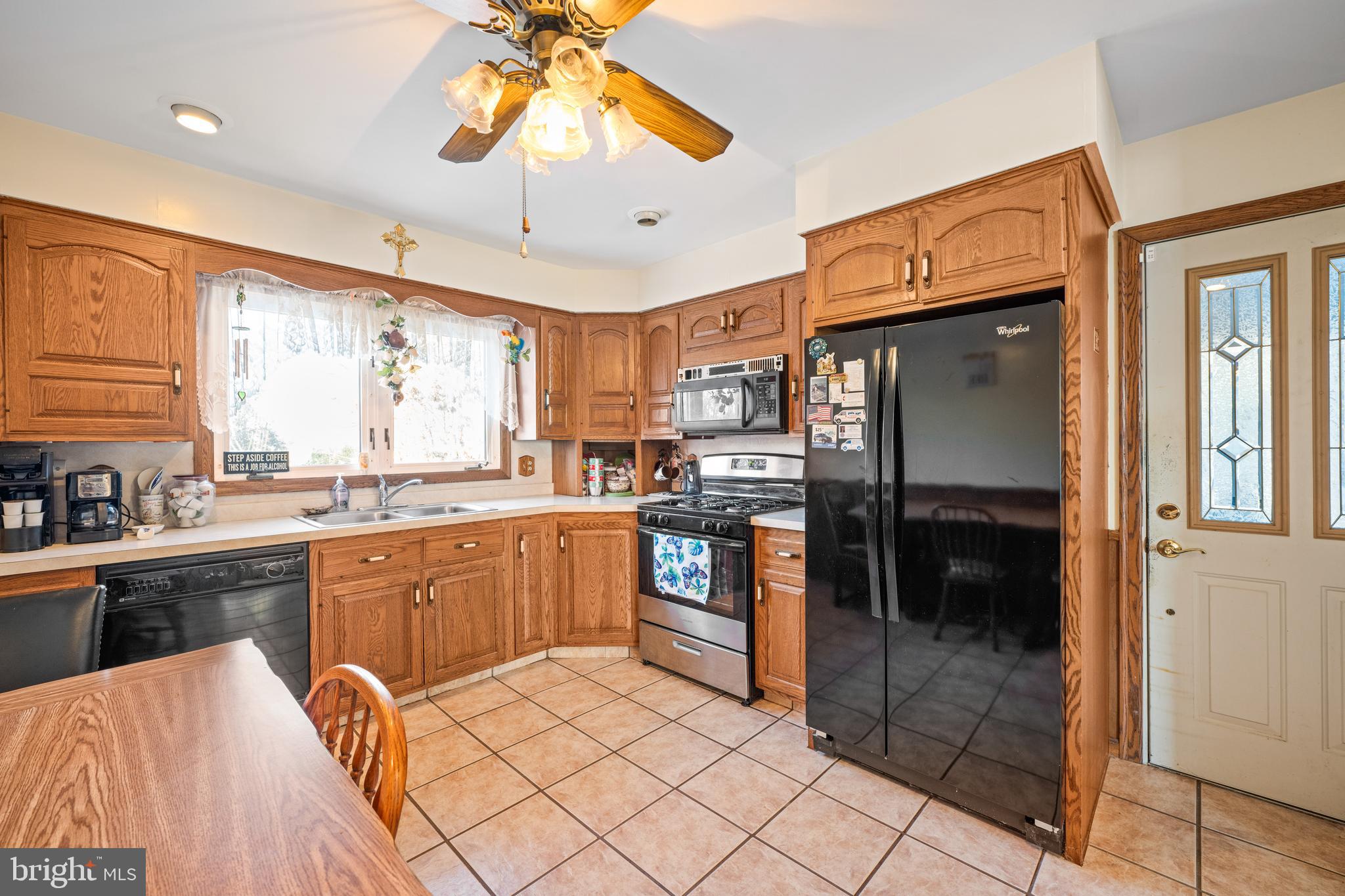 192 Hendricks Road Vineland, NJ 08360 - Photo 6 of 12 Gallery Image 6