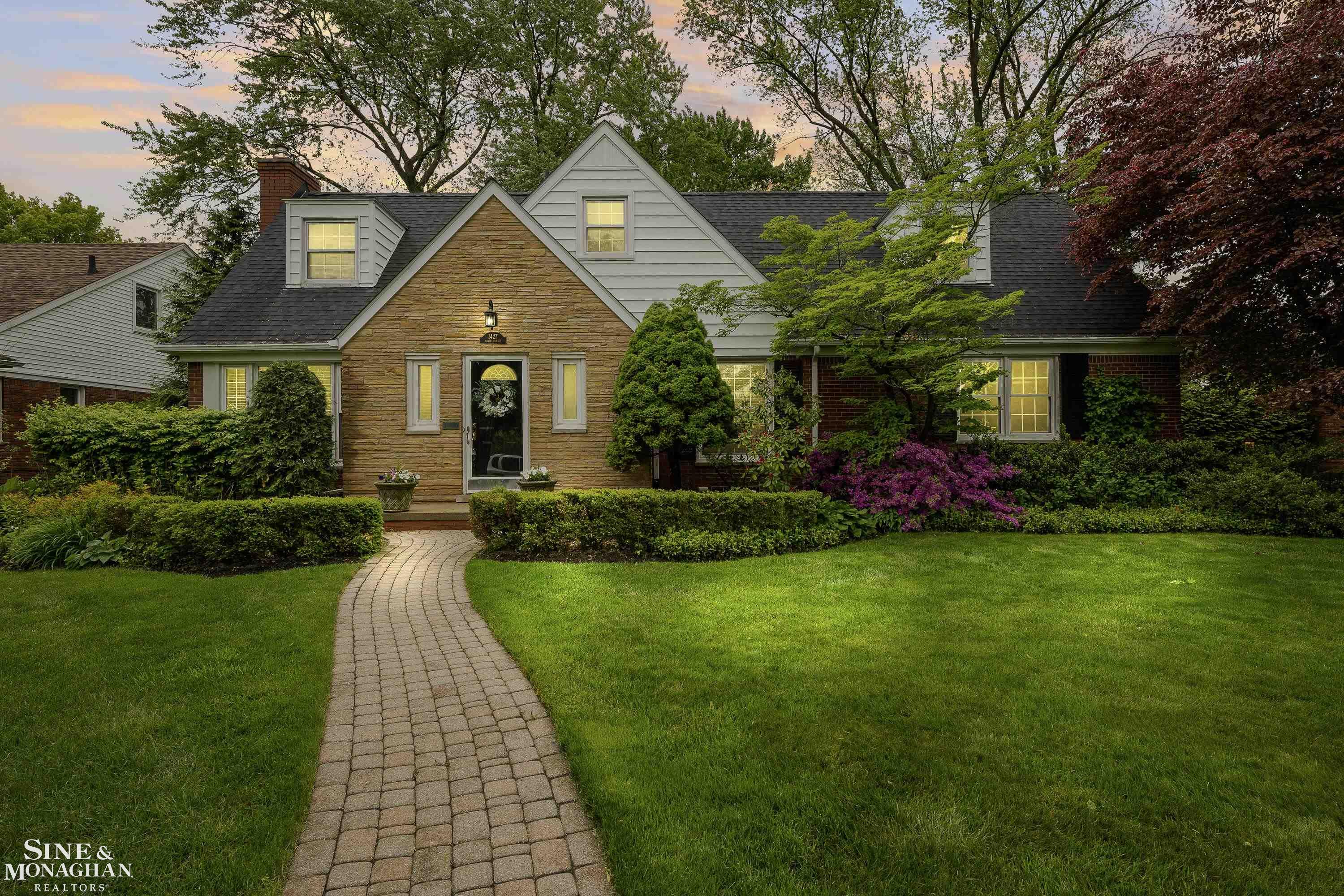 1427 North Renaud Road Grosse Pointe, MI 48236 - Photo 48 of 52 50175423-a2f82448-8403-4057-bd1f-e966c882047c.JPG