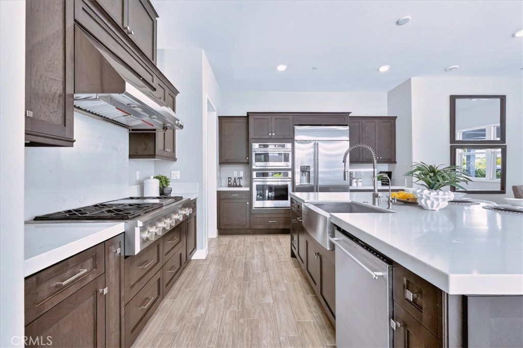168 Crossover Irvine, CA 92618 - Photo 15 of 70