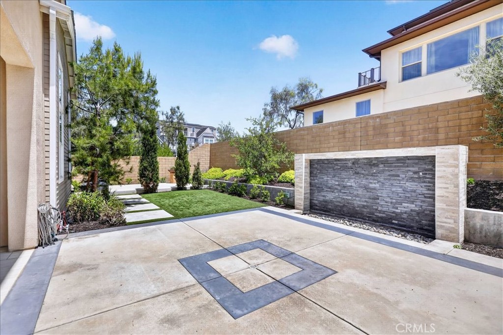 168 Crossover Irvine, CA 92618 - Photo 23 of 70