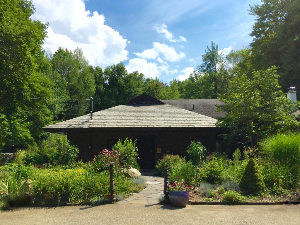 766 Meadowbrook Road Brattleboro, VT 05301 - Photo 1 of 34 Gallery Image 1