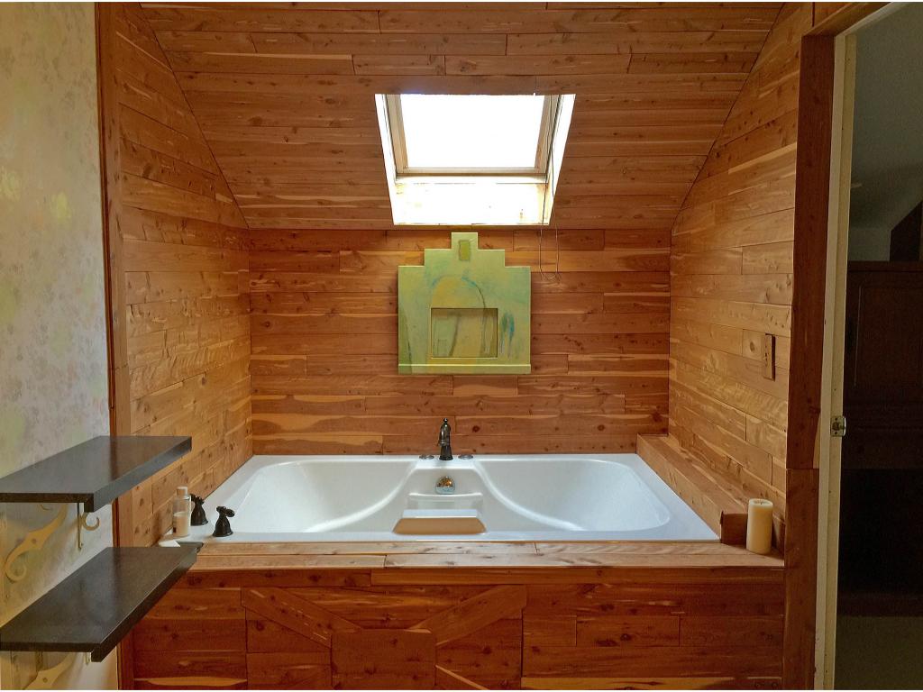 766 Meadowbrook Road Brattleboro, VT 05301 - Photo 18 of 34 Gallery Image 18