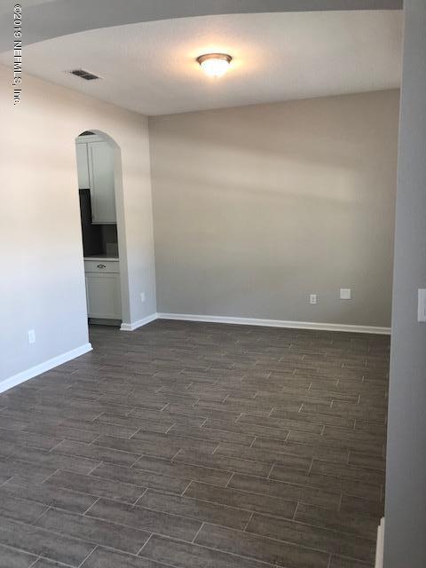 242 Floco Avenue Yulee, FL 32097 - Photo 2 of 17 IMG_2468