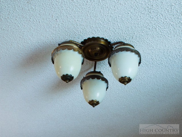 104 Fletcher Branch Road Vilas, NC 28692 - Photo 12 of 32 Gallery Image 12