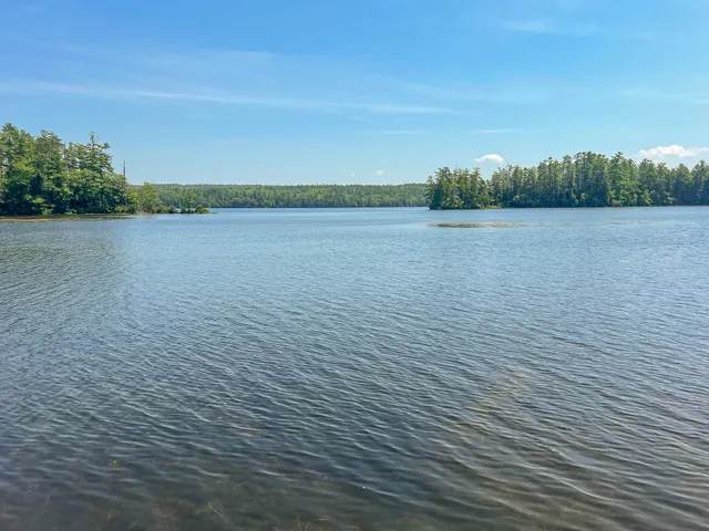 $95,000 | 105 Meadow Road, Raymond, ME 04071