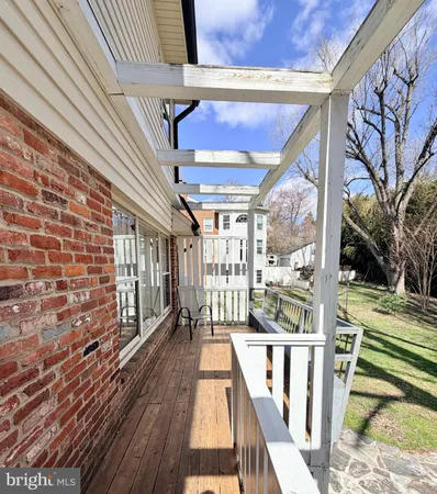 $4,300 | 3125 North Nottingham Street, Arlington, VA 22207
