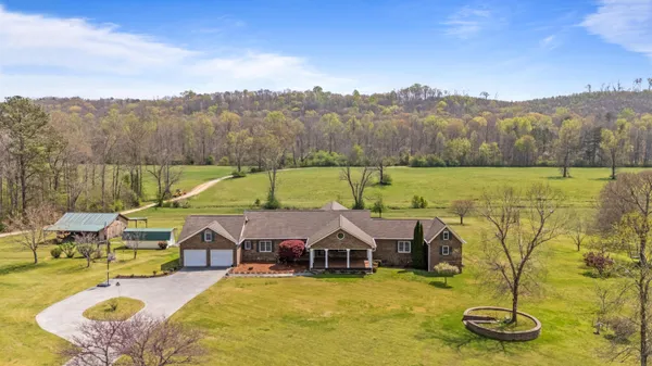 $699,900 | 1597 Back Berryton Road, Summerville, GA 30747