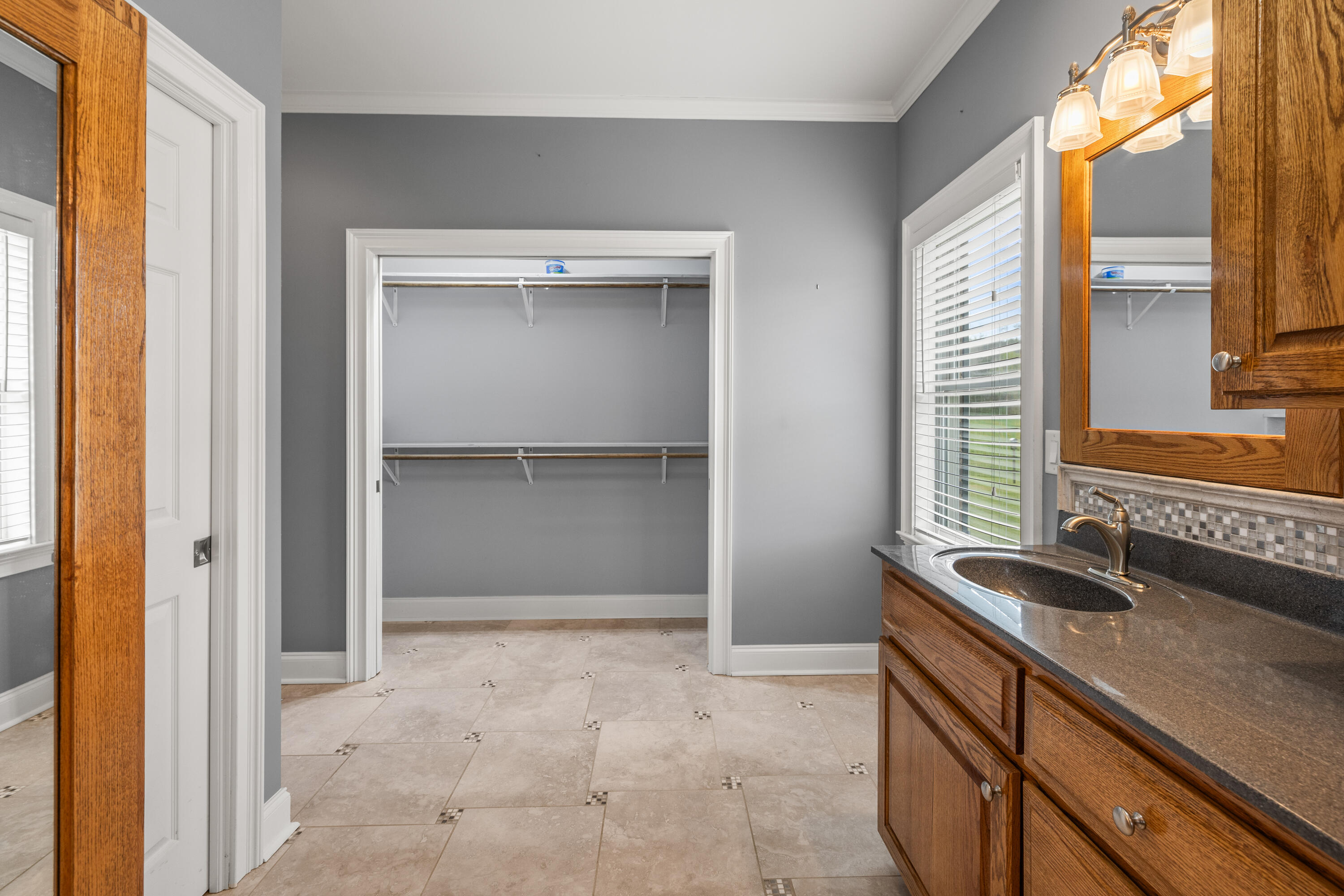1597 Back Berryton Road Summerville, GA 30747 - Photo 30 of 51 Primary Bathroom