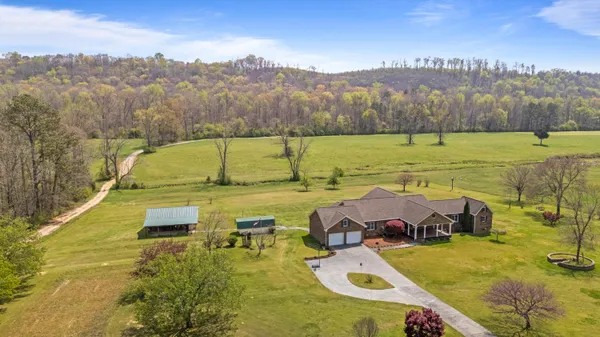 $699,900 | 1597 Back Berryton Road, Summerville, GA 30747