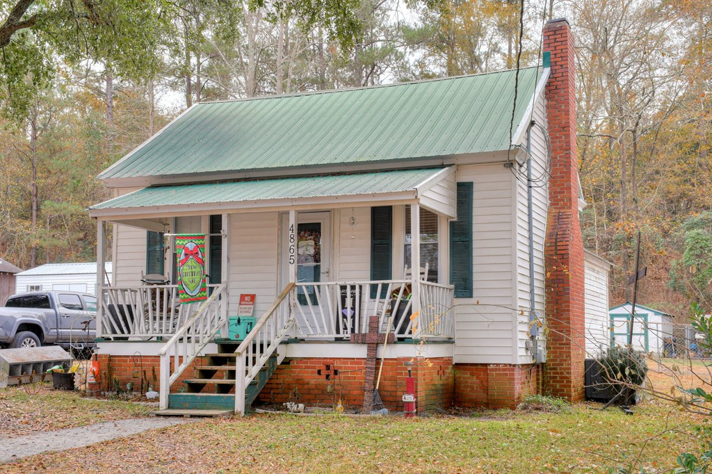 4865 Vaucluse Road Aiken, SC 29801 - Photo 3 of 26