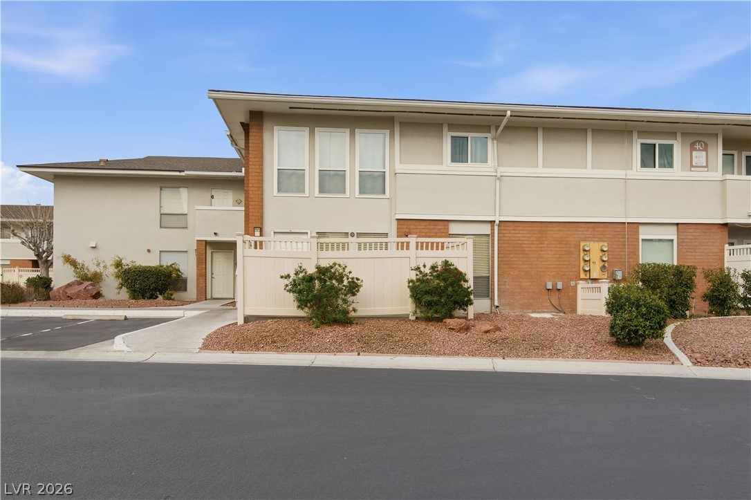 2838 Geary Place, Unit 4017 Las Vegas, NV 89109 - Photo 22 of 31 A rare downstairs corner home in Monterey where you can enjoy a little extra privacy and the easygoing charm of the Historic Las Vegas International Country Club Estates.