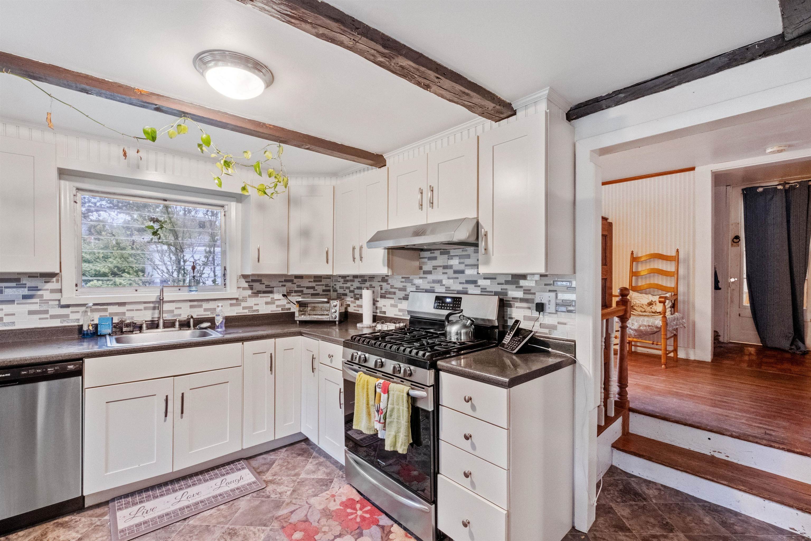 12 Old Gage Hill Road Pelham, NH 03076 - Photo 7 of 40