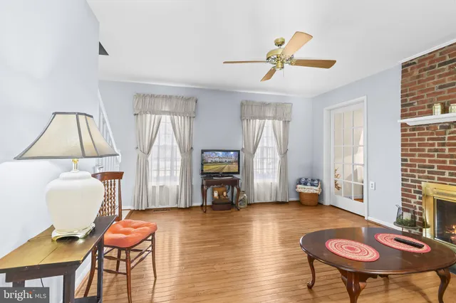 a view of livingroom with furniture and a table
