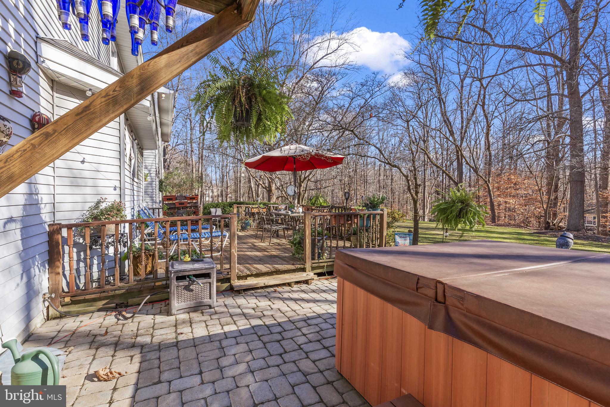 213 King James Road Upper Marlboro, MD 20774 - Photo 33 of 39 a view of a backyard with sitting area