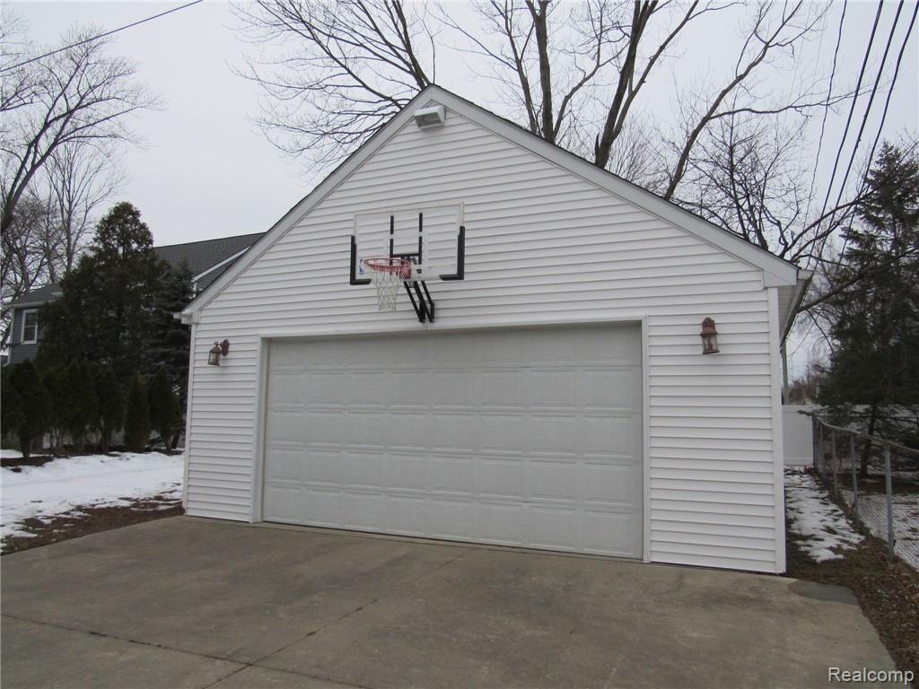 2928 Harvard Road Berkley, MI 48072 - Photo 21 of 21 Spacious 2-Car Garage