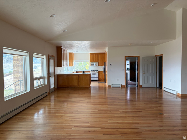 2666 Valley View West Mendon, UT 84325 - Photo 7 of 34