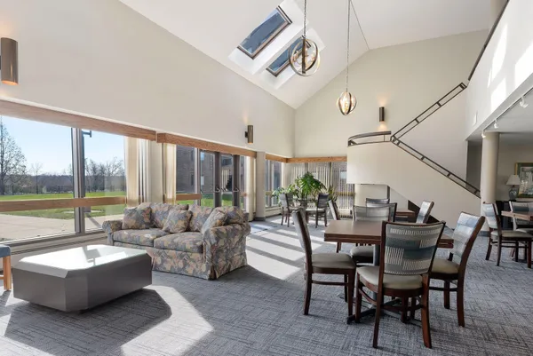 $229,000 | 2275 Youngman Avenue West, Unit 410W, St. Paul, MN 55116