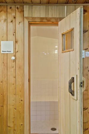 $229,000 | 2275 Youngman Avenue West, Unit 410W, St. Paul, MN 55116