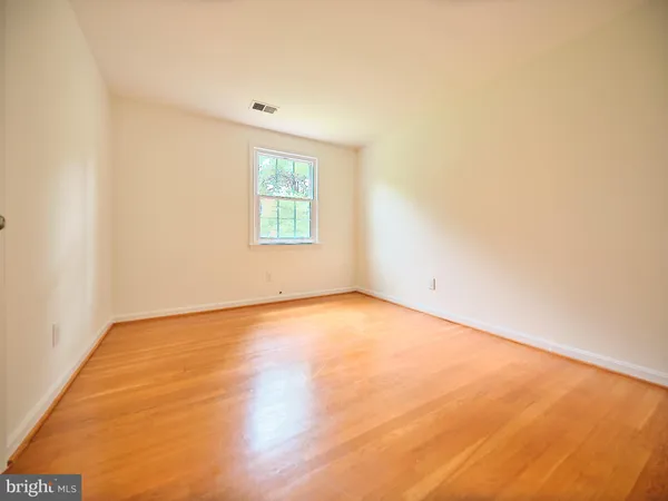 $5,550 | 9124 Copenhaver Drive, Potomac, MD 20854