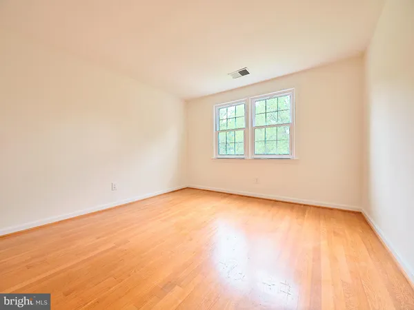 $5,550 | 9124 Copenhaver Drive, Potomac, MD 20854