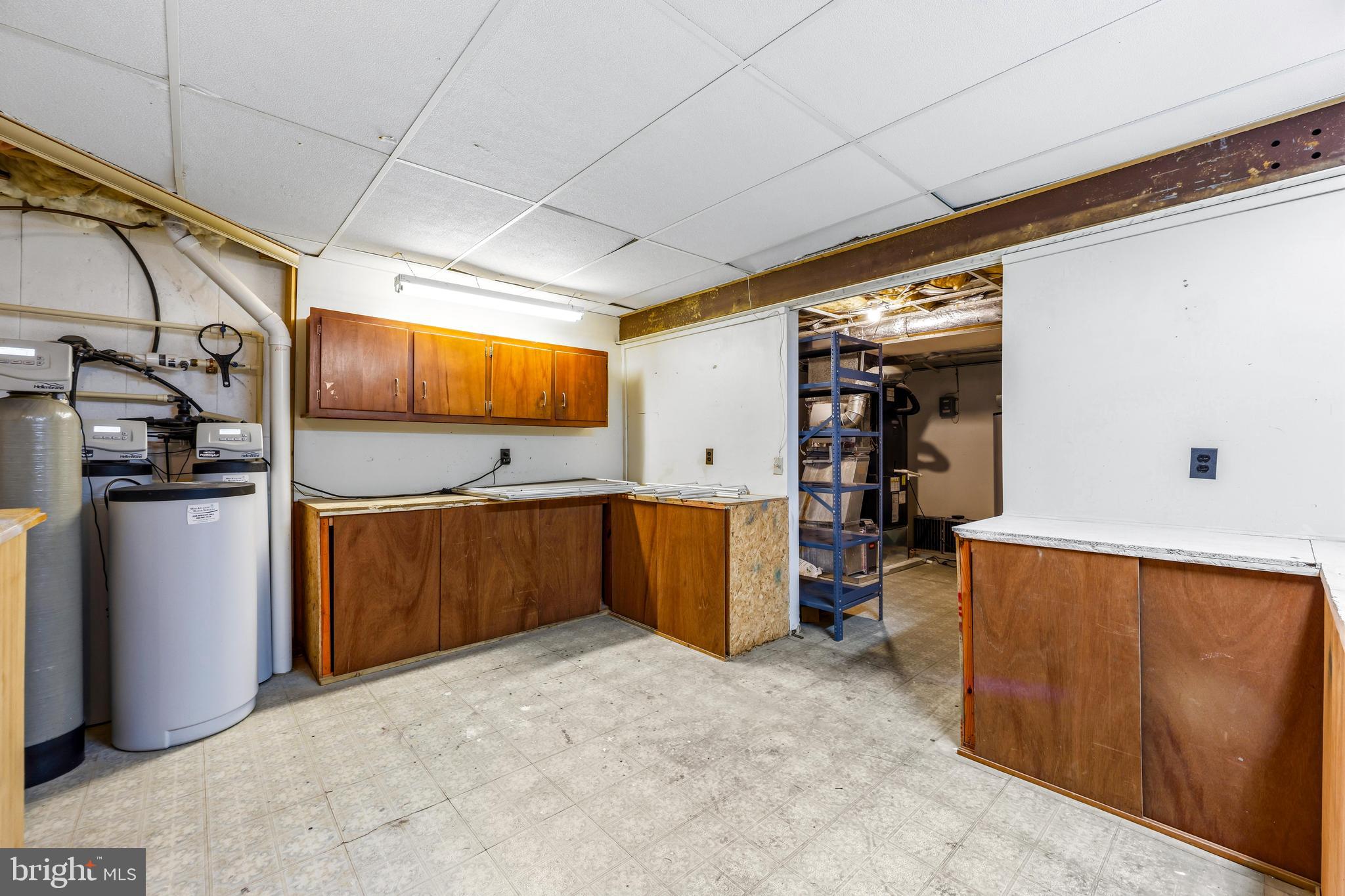 1074 Foxcroft Run Annapolis, MD 21401 - Photo 42 of 66 a view of a storage & utility room
