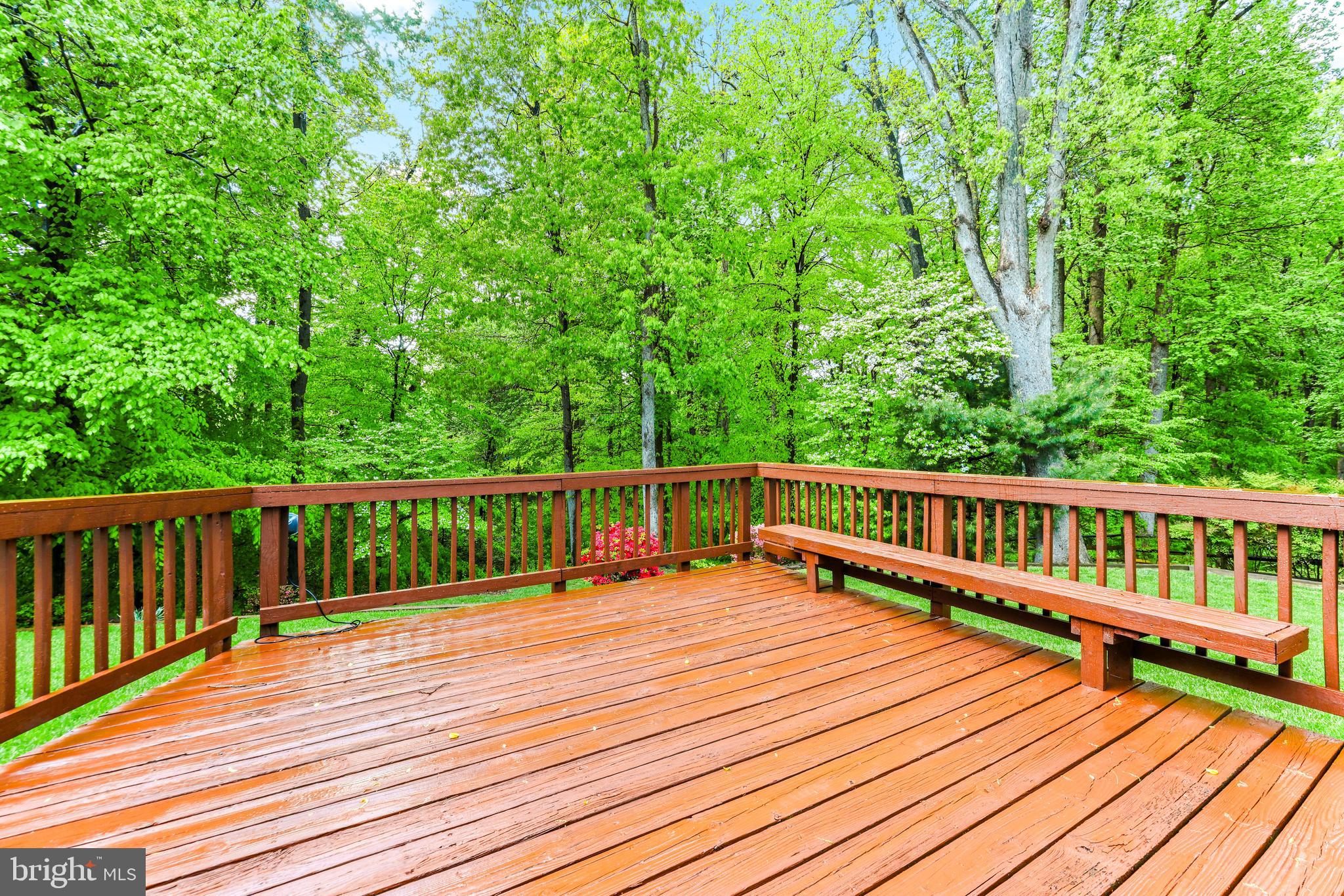 1074 Foxcroft Run Annapolis, MD 21401 - Photo 44 of 66 a view of balcony with wooden floor and fence