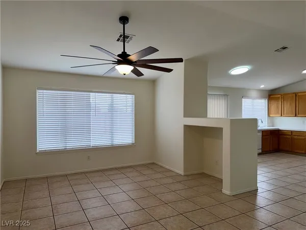 $1,795 | 686 Arrowhead Canyon Drive, Henderson, NV 89002