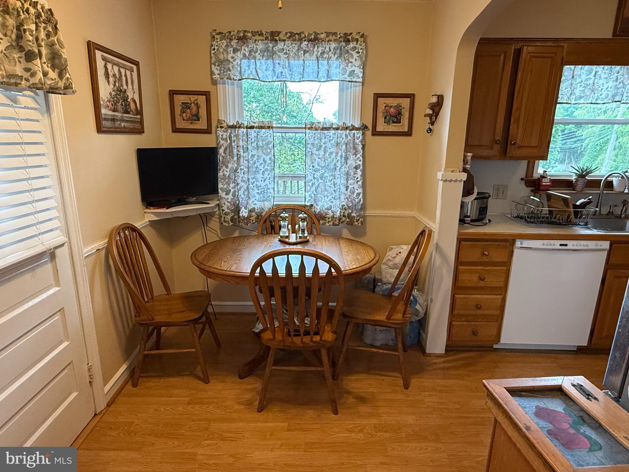 728 Stanbridge Road Drexel Hill, PA 19026 - Photo 8 of 18 Gallery Image 8