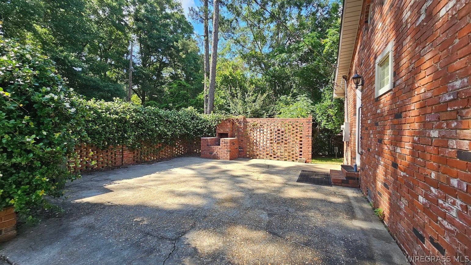 2169 Will Logan Road Ozark, AL 36360 - Photo 3 of 24 Gallery Image 3