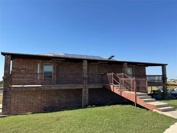 $2,000 | 528 County Road 4227, Decatur, TX 76234