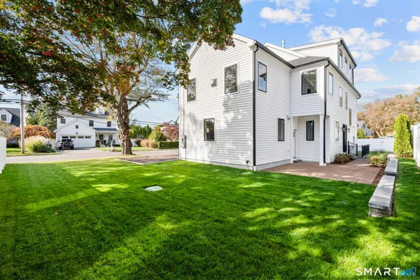 $1,775,000 | 706 Judd Street, Fairfield, CT 06824