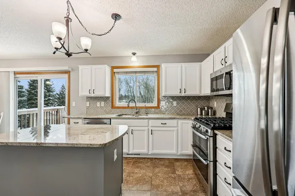 $524,900 | 9000 Parkside Drive, Woodbury, MN 55125