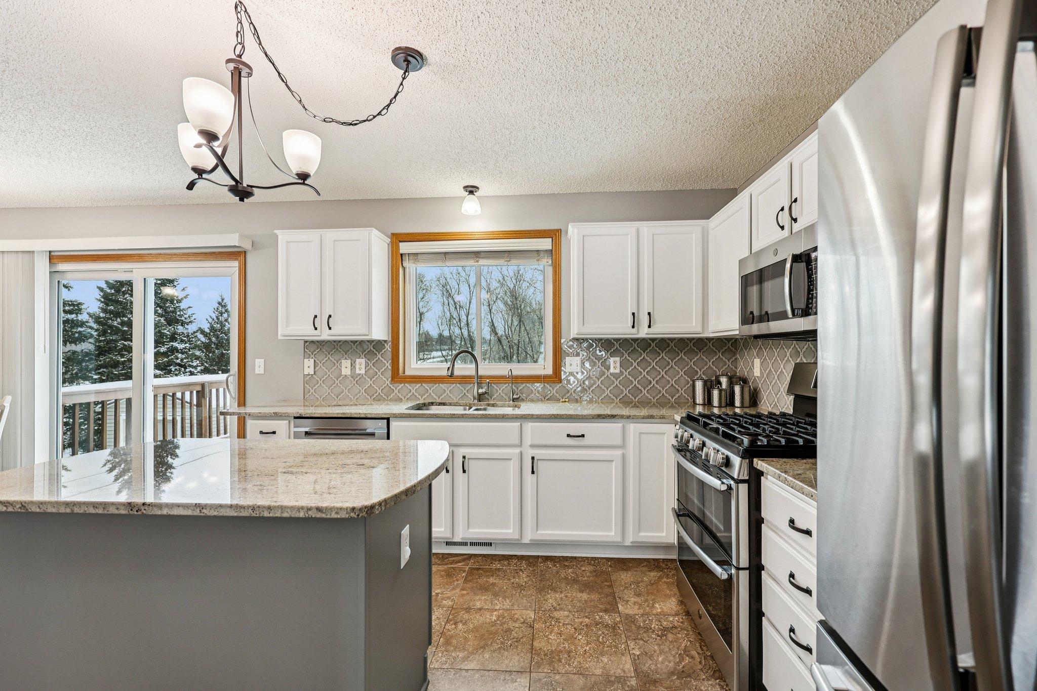 9000 Parkside Drive Woodbury, MN 55125 - Photo 16 of 56