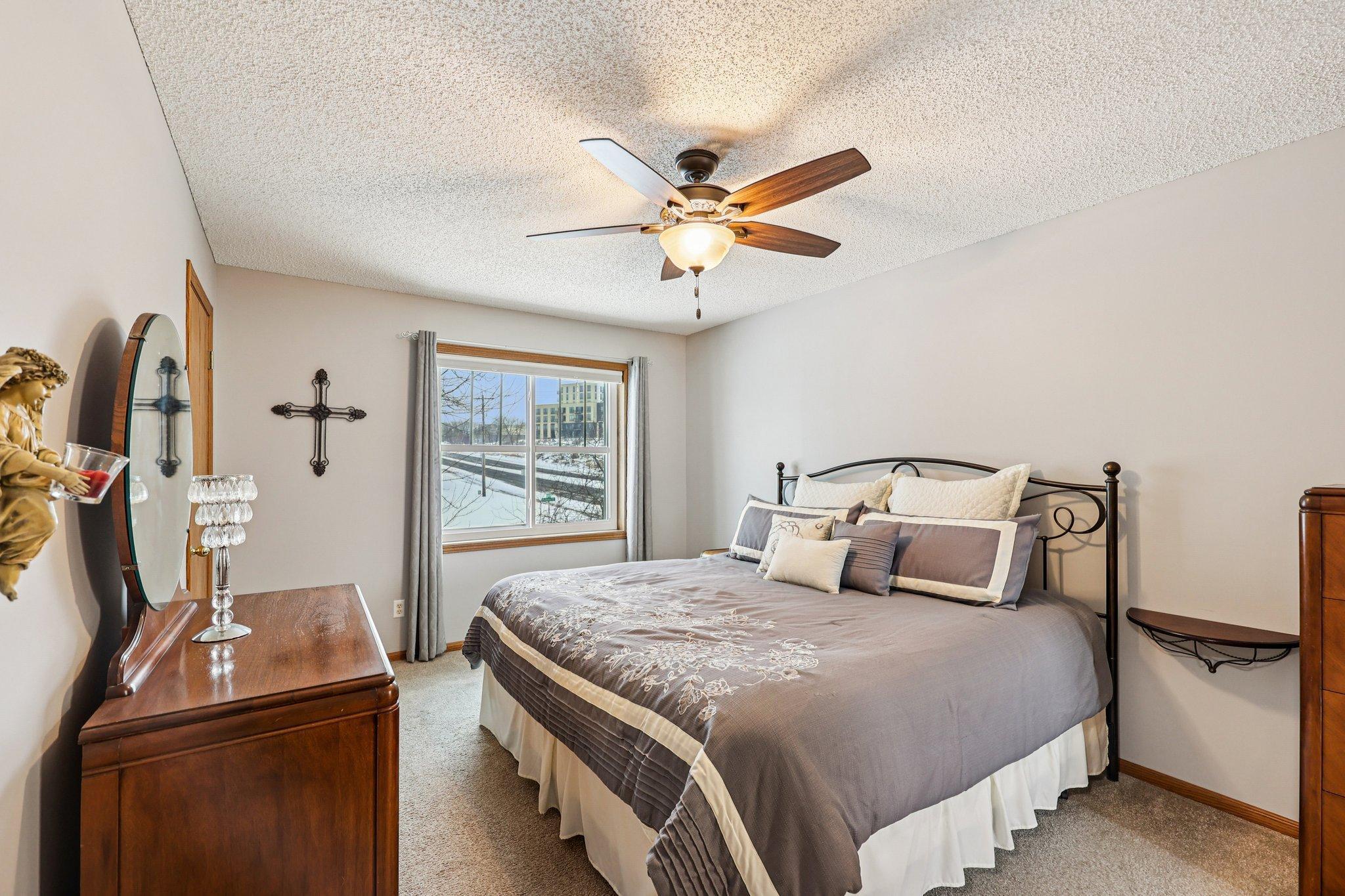 9000 Parkside Drive Woodbury, MN 55125 - Photo 25 of 56