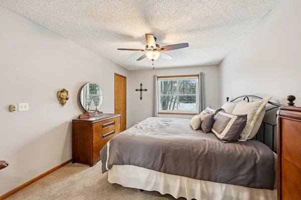 $524,900 | 9000 Parkside Drive, Woodbury, MN 55125